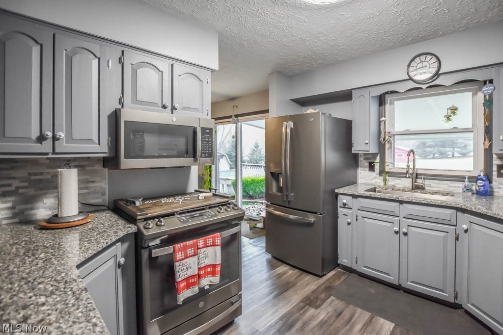 6832 Hampsher Road Clinton, OH 44216 - Photo 9 of 35 Kitchen