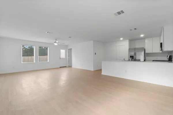 $1,675 | 16031 Tallis Drive, Conroe, TX 77303