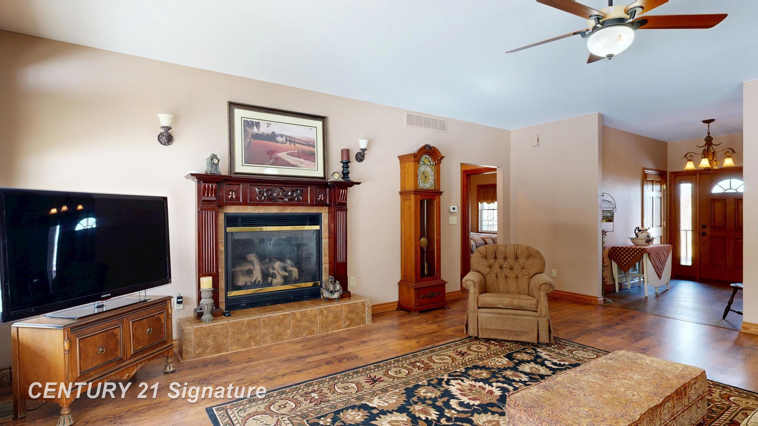 7147 Gary Road Chesaning, MI 48616 - Photo 10 of 42