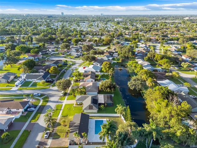 an aerial view of multiple house