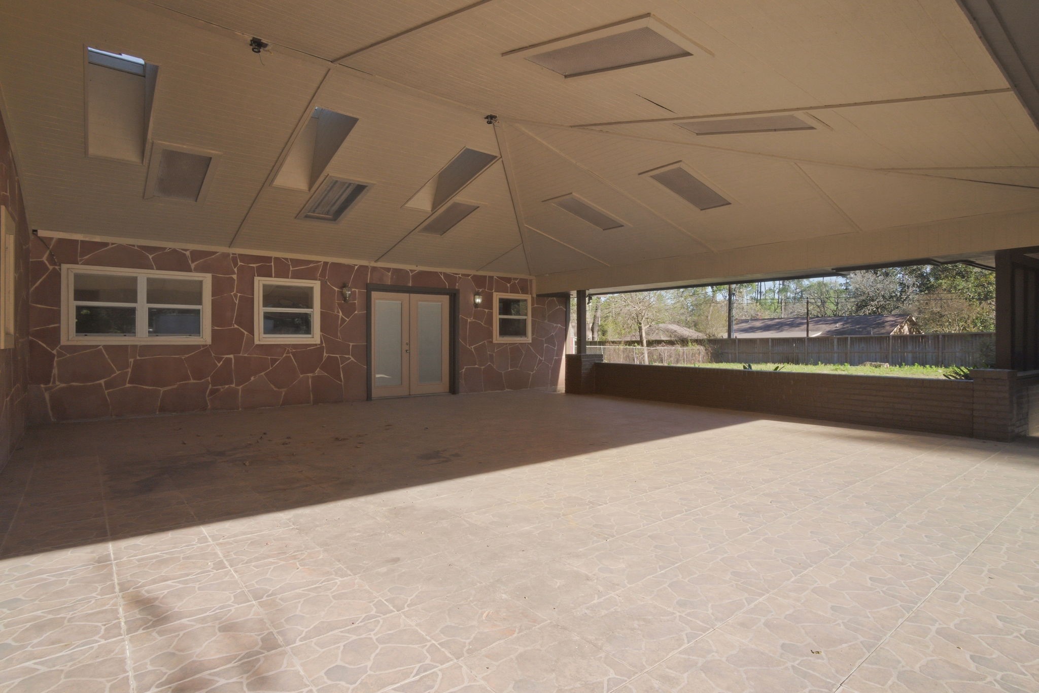 2119 Old Ox Road Spring, TX 77386 - Photo 26 of 31 Large covered patio. Can also be used as a carport.