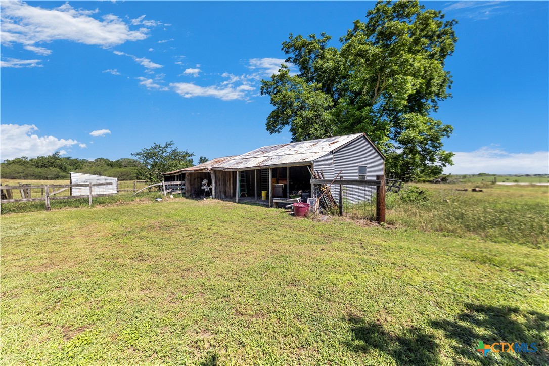 2602 Bootlegger Lane Yoakum, TX 77995 - Photo 20 of 26
