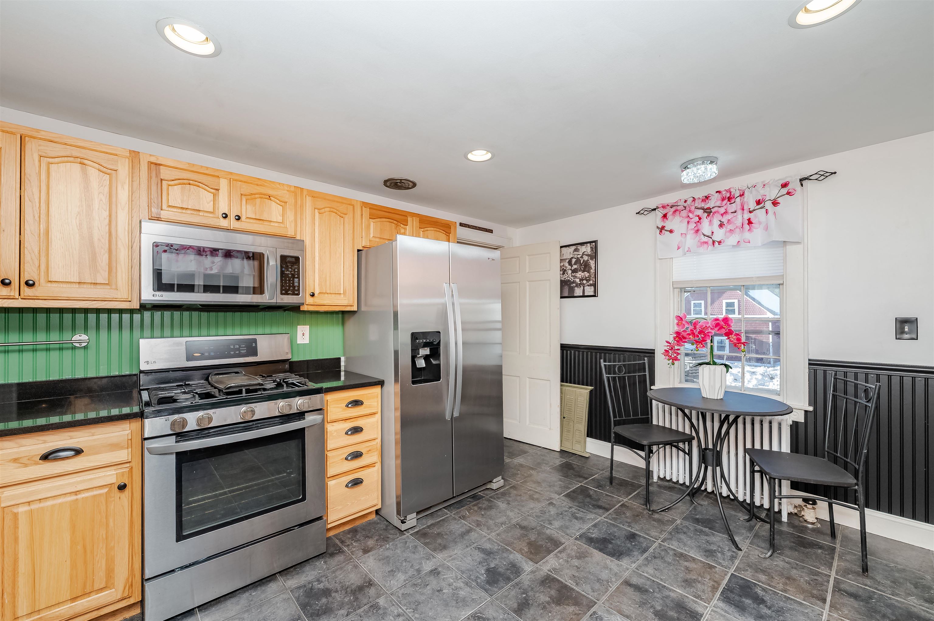 144 Rochester Hill Road Rochester, NH 03867 - Photo 12 of 39