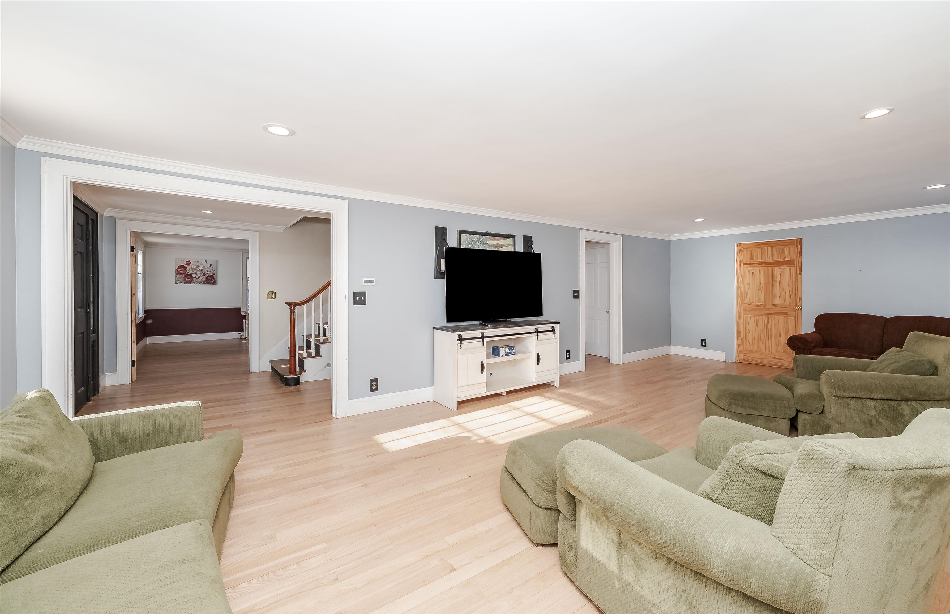 144 Rochester Hill Road Rochester, NH 03867 - Photo 4 of 39