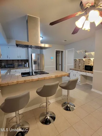 $2,400 | 2589 Santa Rosa Cove, Biloxi, MS 39531
