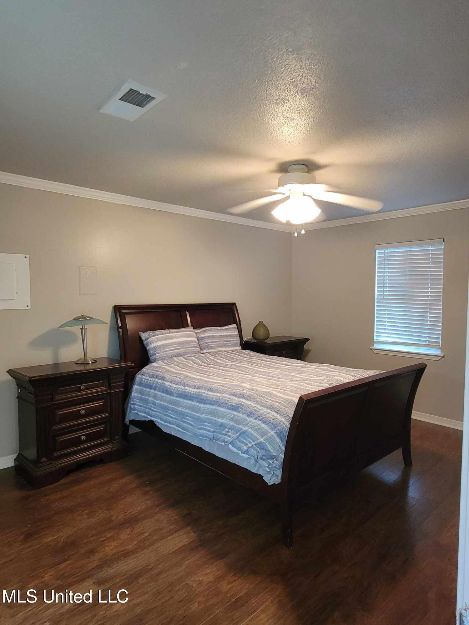 2589 Santa Rosa Cove Biloxi, MS 39531 - Photo 16 of 17 399739942_834116645174609_58508964599756