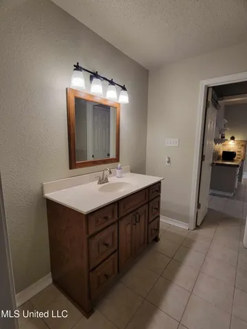 $2,500 | 2589 Santa Rosa Cove, Biloxi, MS 39531