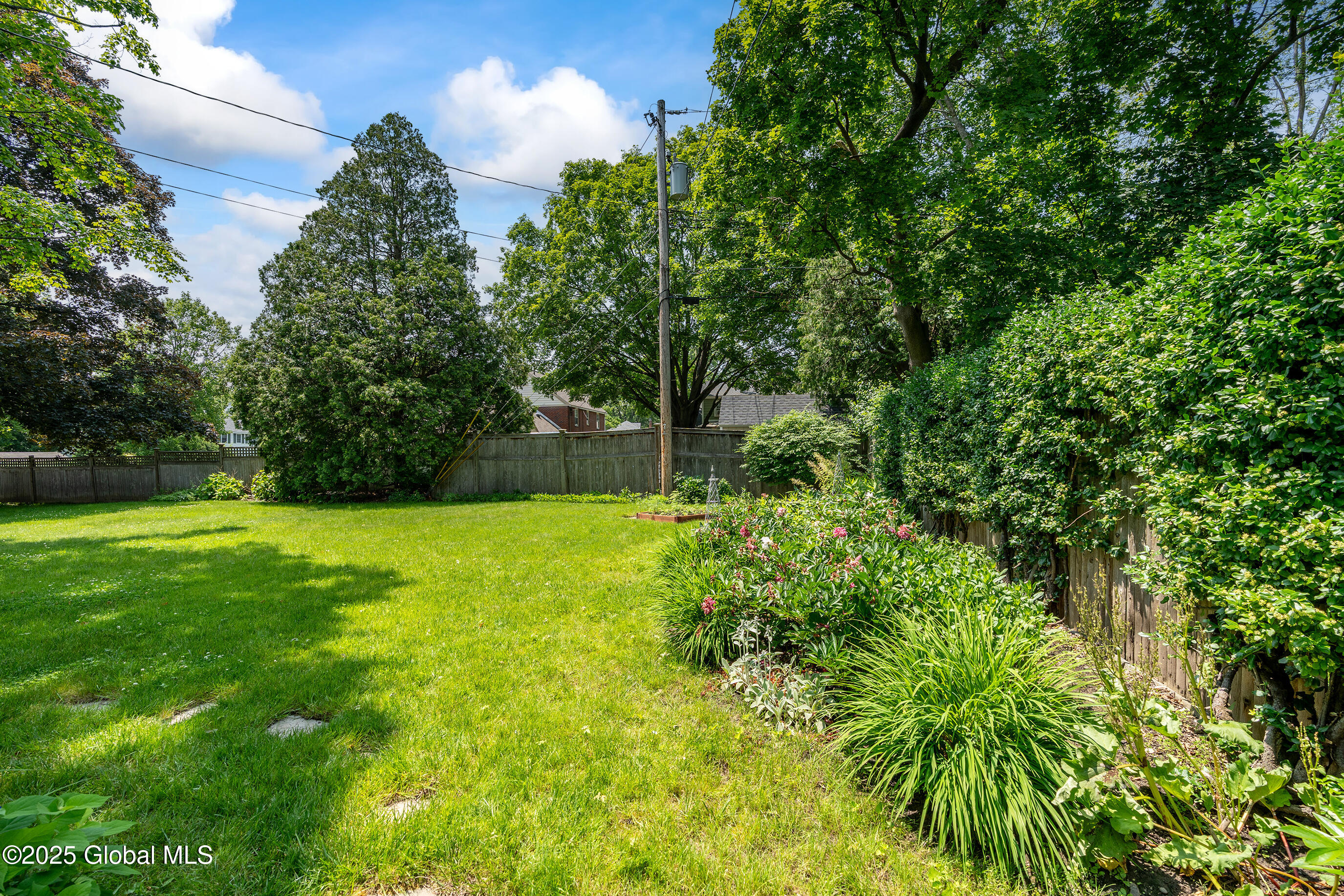 2155 Rankin Road Niskayuna, NY 12309 - Photo 62 of 64 030-2155-Rankin-Road-Exterior
