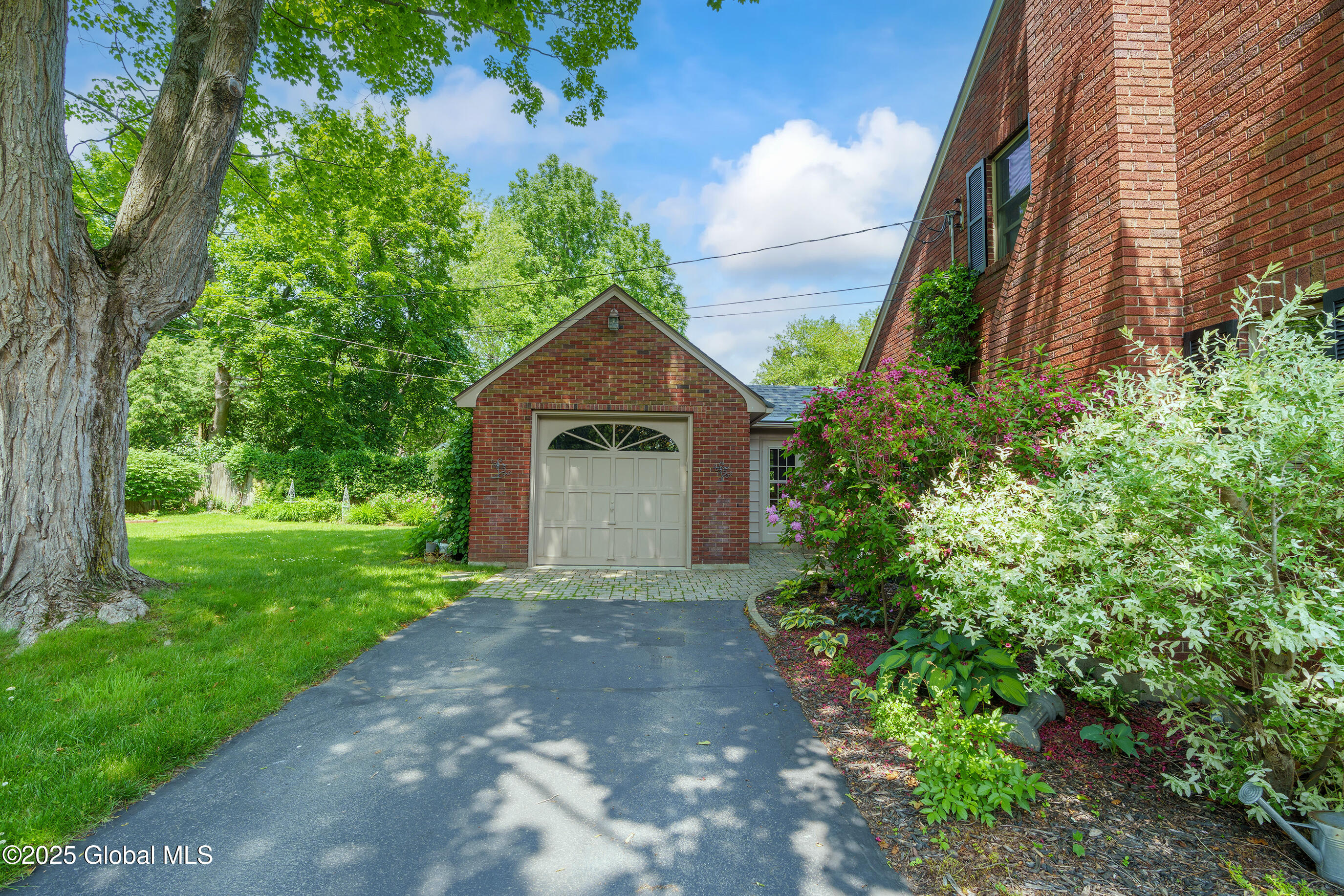 2155 Rankin Road Niskayuna, NY 12309 - Photo 63 of 64 010-2155-Rankin-Road-Exterior