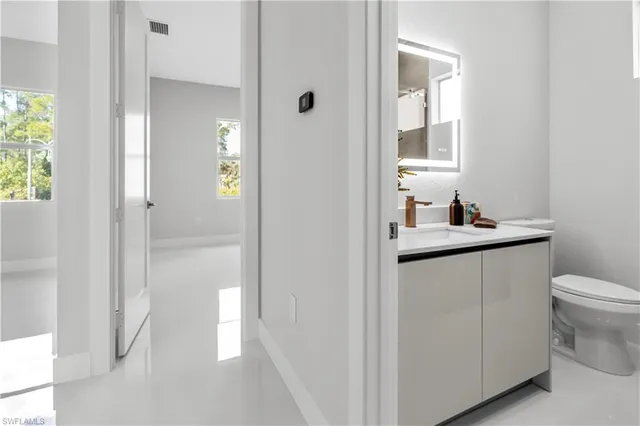 $599,000 | 3990 27th Avenue Northeast, Naples, FL 34120