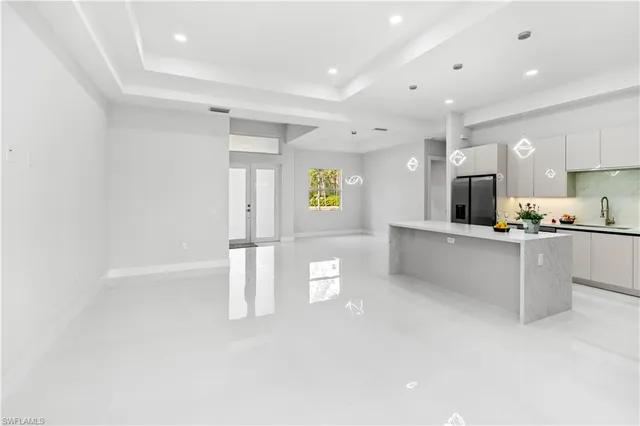 $599,000 | 3990 27th Avenue Northeast, Naples, FL 34120