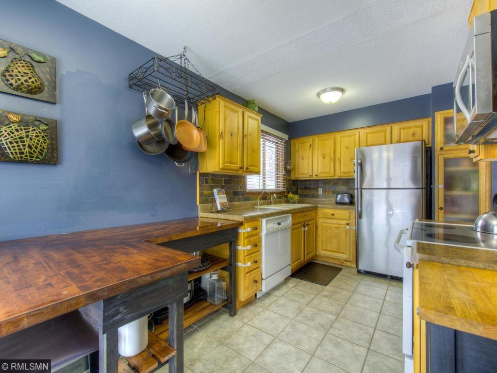 8260 Harkness Road Cottage Grove, MN 55016 - Photo 8 of 20 Gallery Image 8