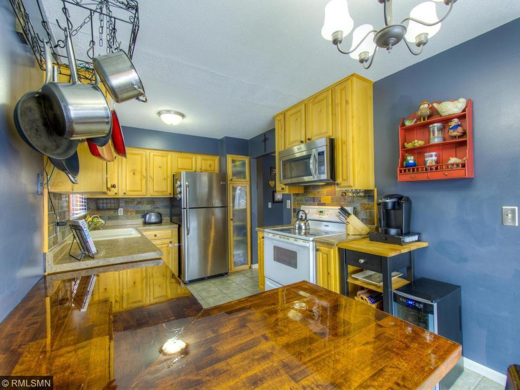 8260 Harkness Road Cottage Grove, MN 55016 - Photo 9 of 20 Gallery Image 9
