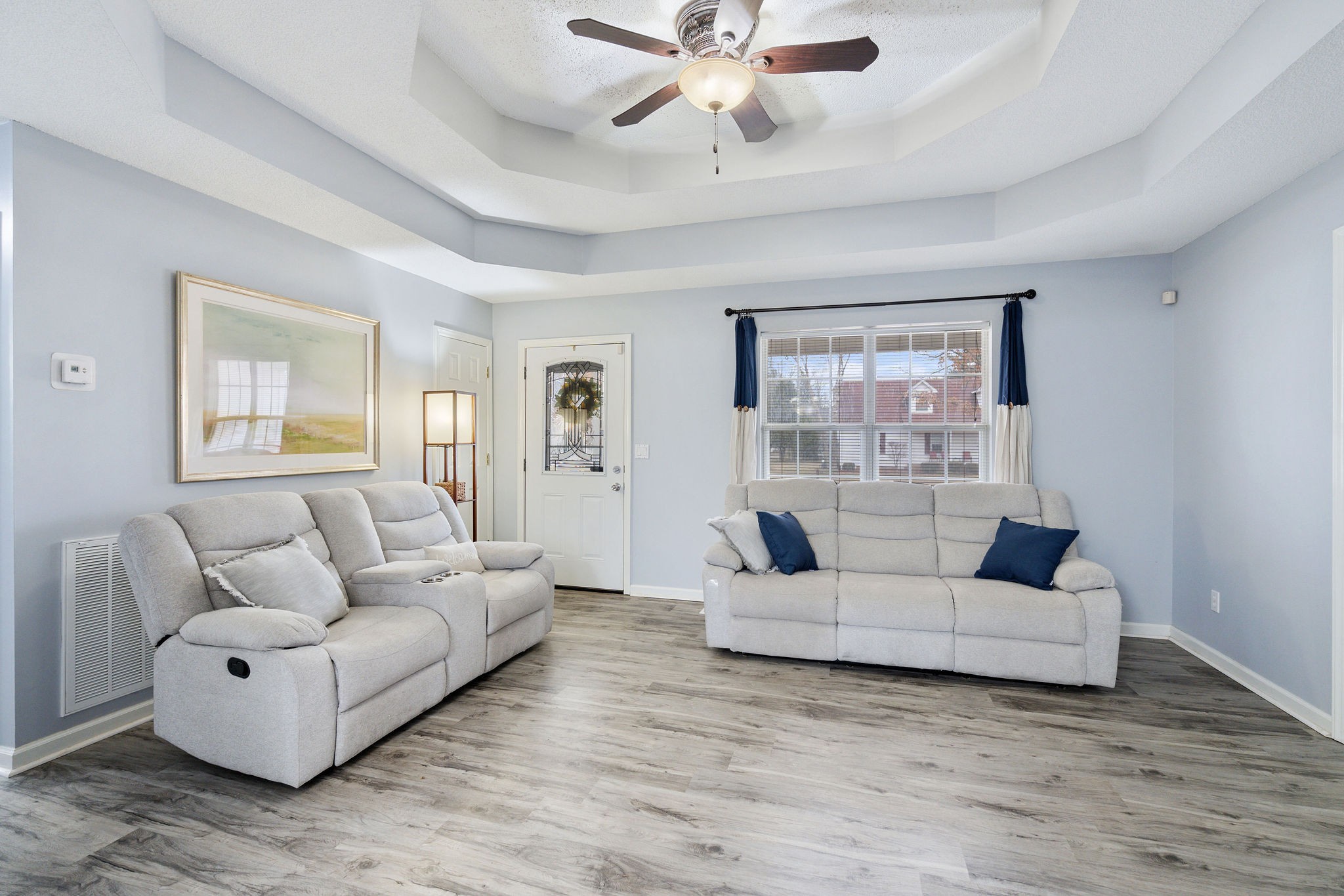 2335 Sawmill Street Murfreesboro, TN 37128 - Photo 8 of 34 a living room with furniture and a large window