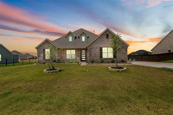 $425,000 | 9512 Lynx Crossing, Godley, TX 76044