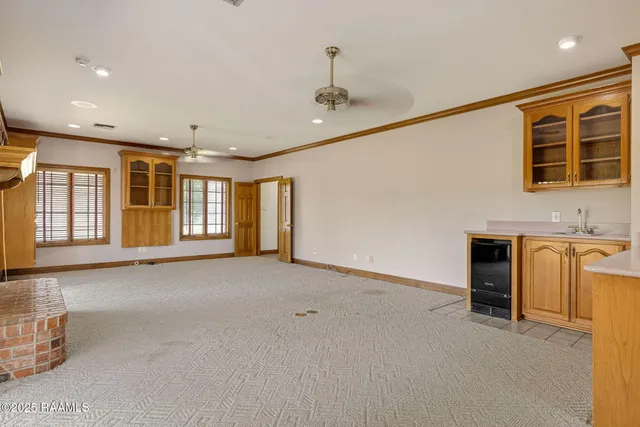 $750,000 | 15011 South Guegnon Street, Abbeville, LA 70510