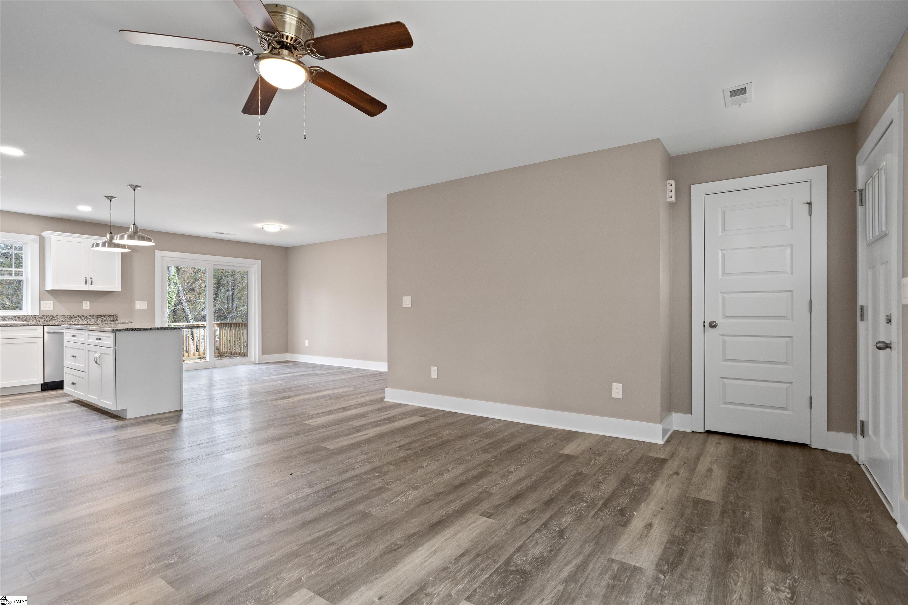 2 Hillbrook Road Taylors, SC 29687 - Photo 3 of 37
