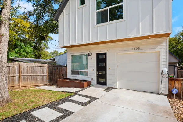 $3,200 | 4608 Santa Anna Street, Unit 1, Austin, TX 78721
