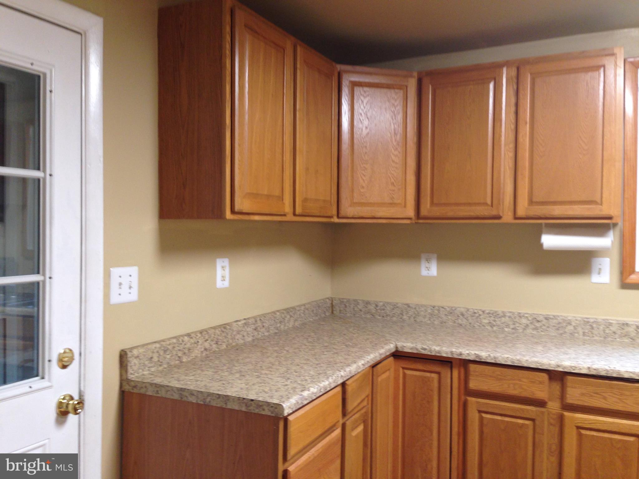 6203 Kirby Road Clinton, MD 20735 - Photo 13 of 26 Kitchen view 3.
