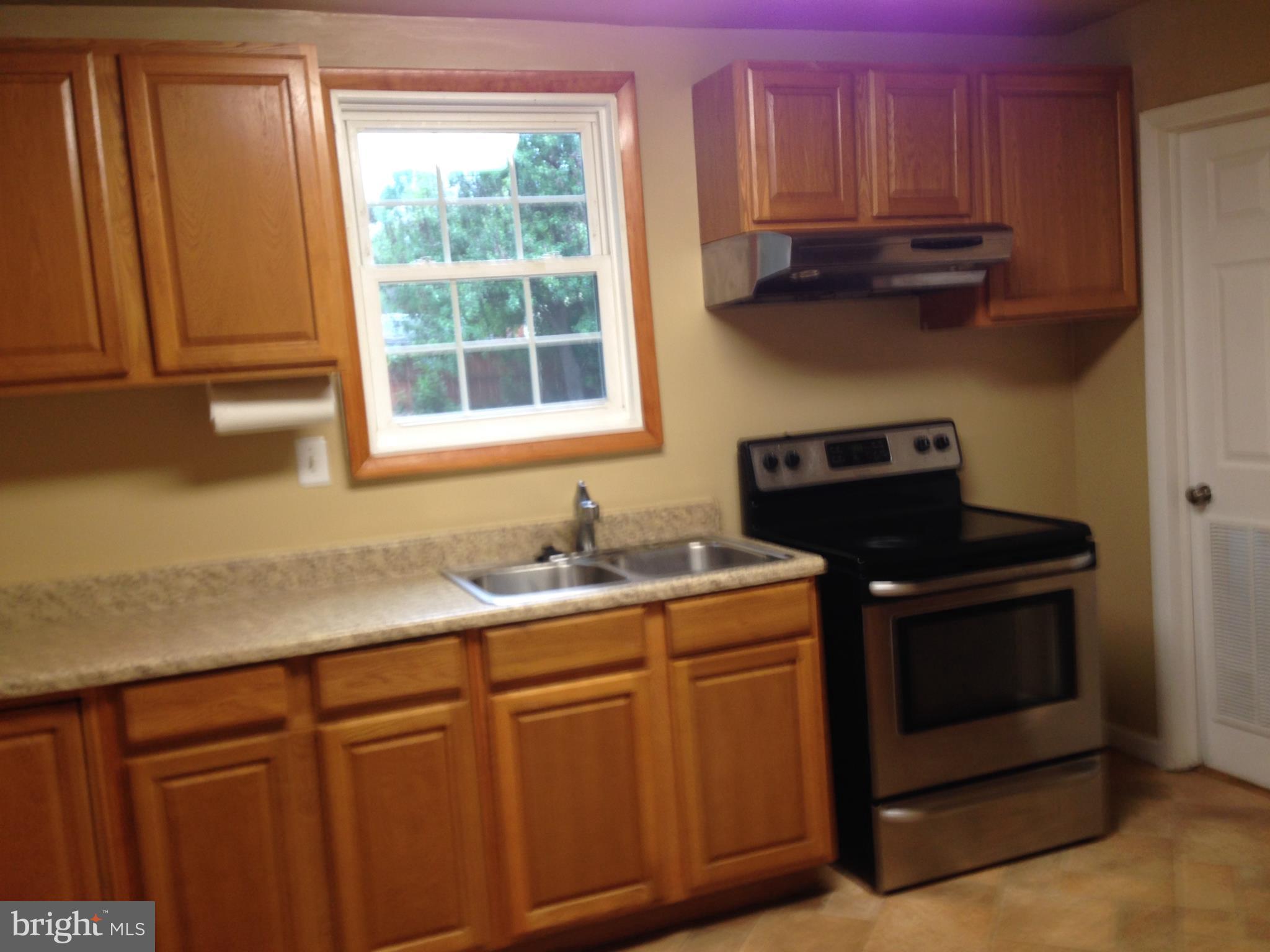 6203 Kirby Road Clinton, MD 20735 - Photo 10 of 26 Updated kitchen.