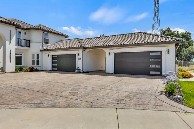$1,395,000 | 14537 Miravista Lane, Lockeford, CA 95237