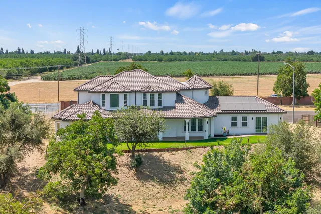 $1,395,000 | 14537 Miravista Lane, Lockeford, CA 95237