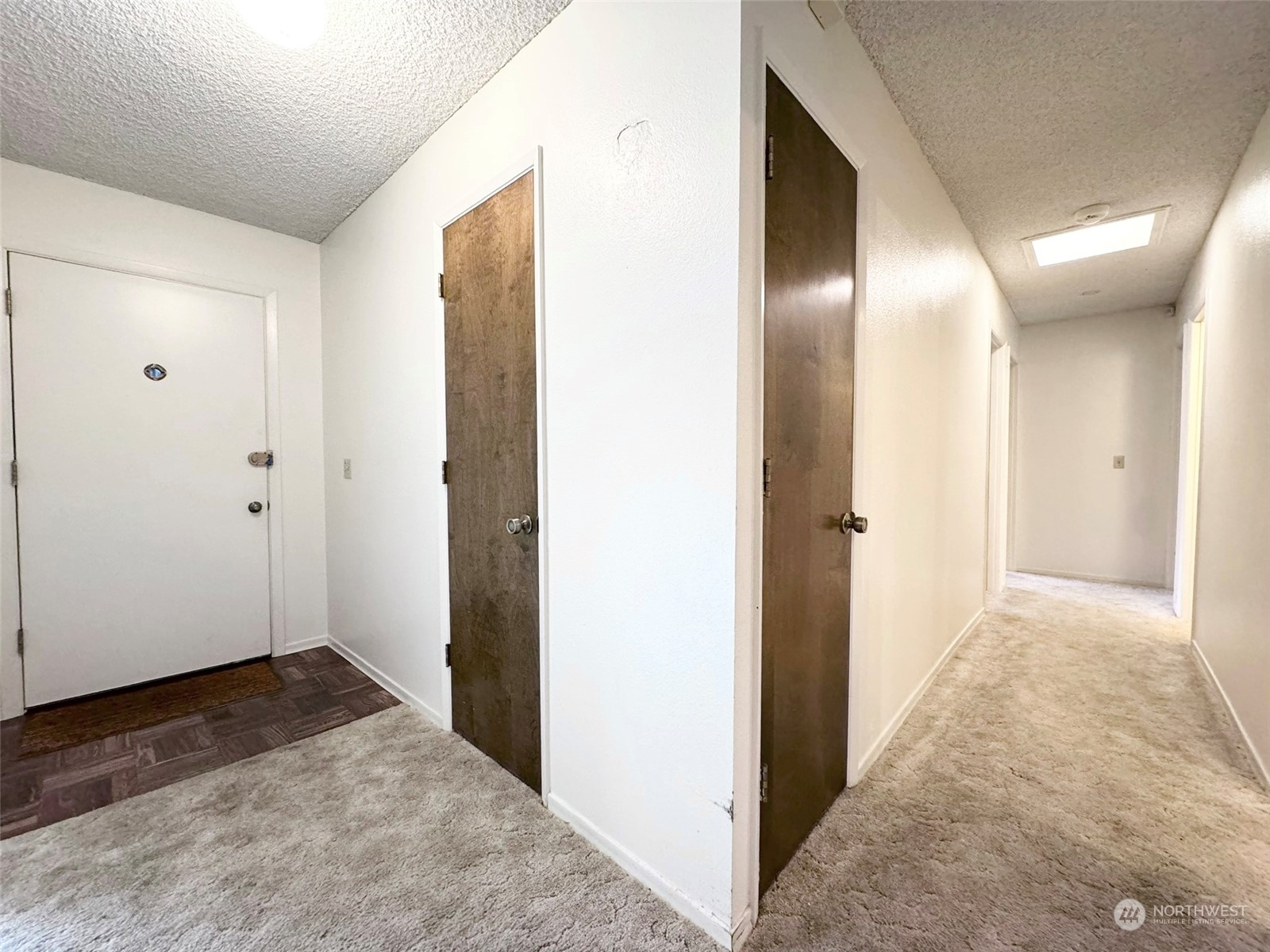 4610 Windemere Street Longview, WA 98632 - Photo 6 of 16 a view of hallway