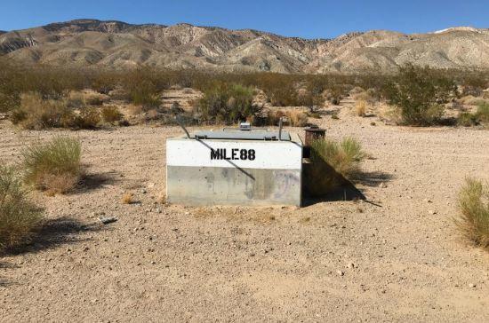 Aqueduct Road Mojave, CA 93501 - Photo 13 of 17 a view of a snow on the beach