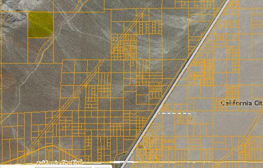 Aqueduct Road Mojave, CA 93501 - Photo 15 of 17 a bathroom with a shower