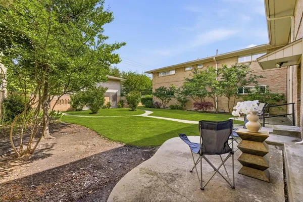 $218,500 | 6131 Bandera Avenue, Unit A, Dallas, TX 75225