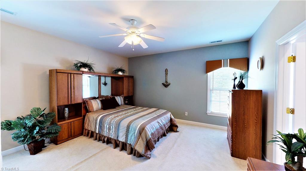 1401 Spring Tree Court High Point, NC 27265 - Photo 14 of 30 Gallery Image 14