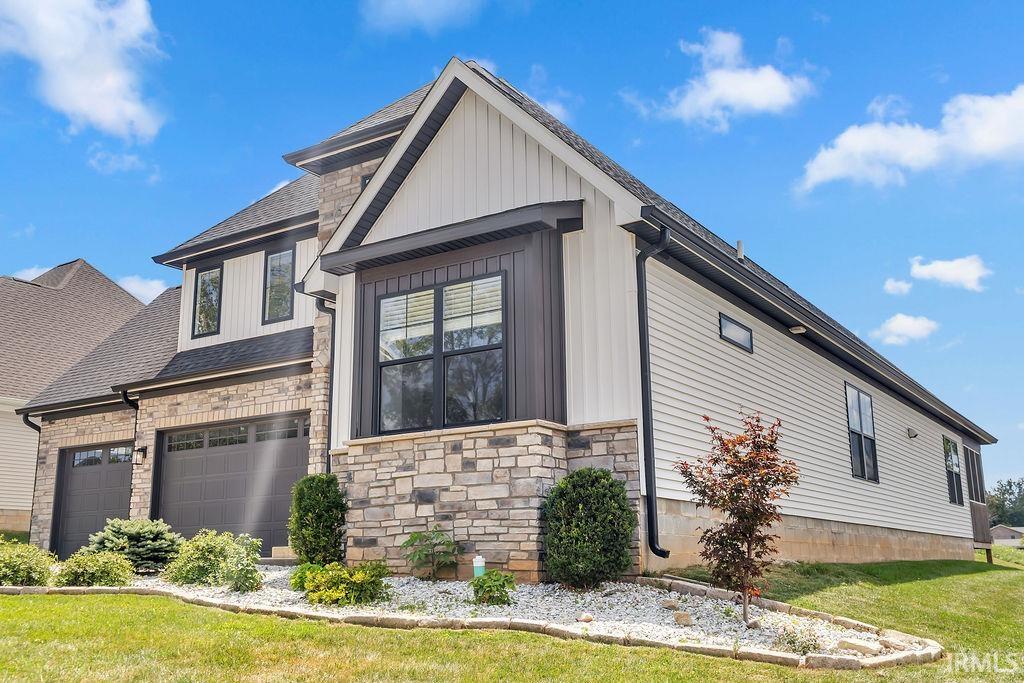 453 West That Road Bloomington, IN 47403 - Photo 3 of 46