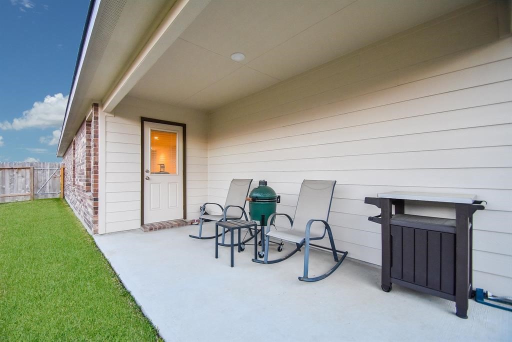 8127 Gambrel Way Rosharon, TX 77583 - Photo 13 of 17