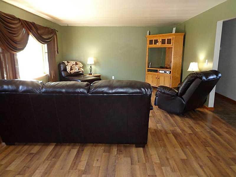 7211 West Georgetown Road Columbus, IN 47201 - Photo 5 of 18