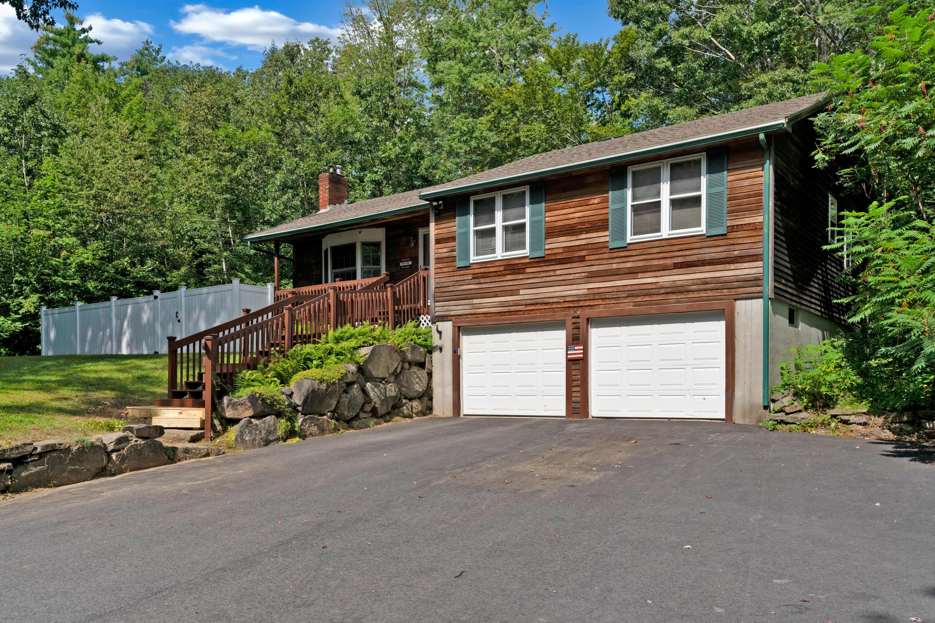 16 Sawyer Lane Springvale, ME 04083 - Photo 1 of 33 _dsc8576