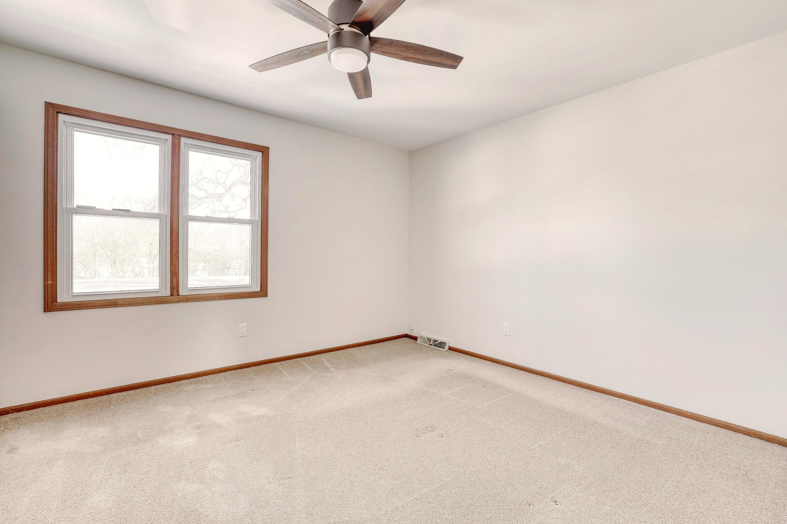 6919 Harvey Avenue Wauwatosa, WI 53213 - Photo 13 of 39 Primary Bedroom