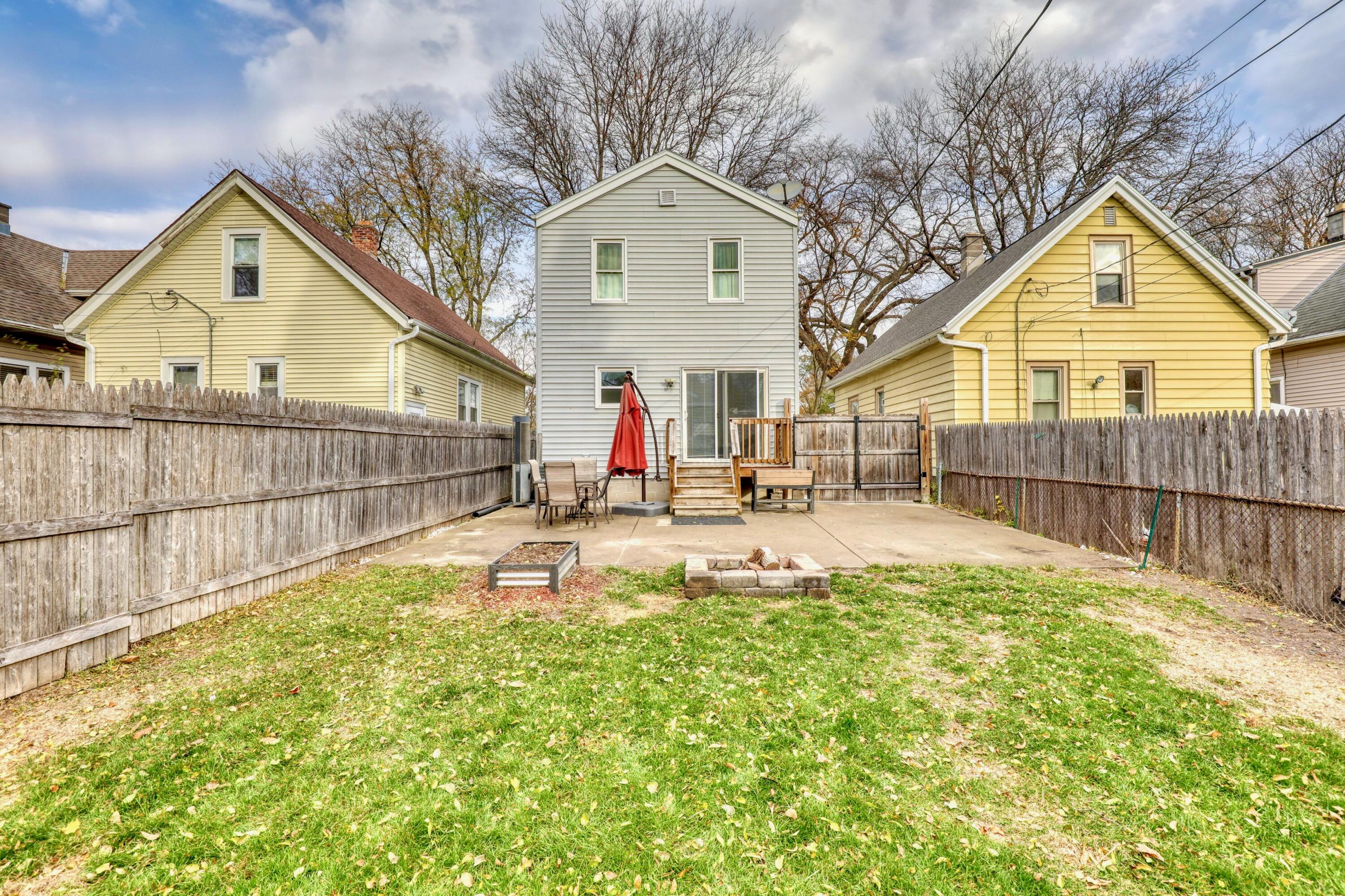6919 Harvey Avenue Wauwatosa, WI 53213 - Photo 38 of 39 Back of Home