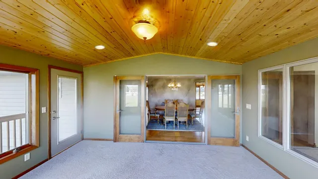 $399,900 | 1704 Plainview Lane, Albert Lea, MN 56007