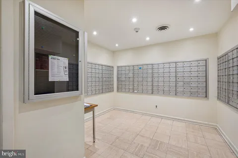 $219,900 | 1810 Rittenhouse Square, Unit 2007, Philadelphia, PA 19103