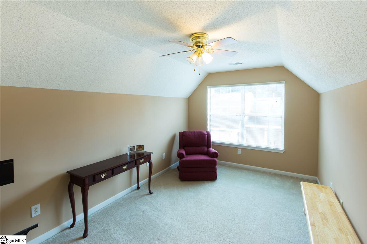 8 Hampton Ridge Drive Greer, SC 29651 - Photo 11 of 19 Gallery Image 11