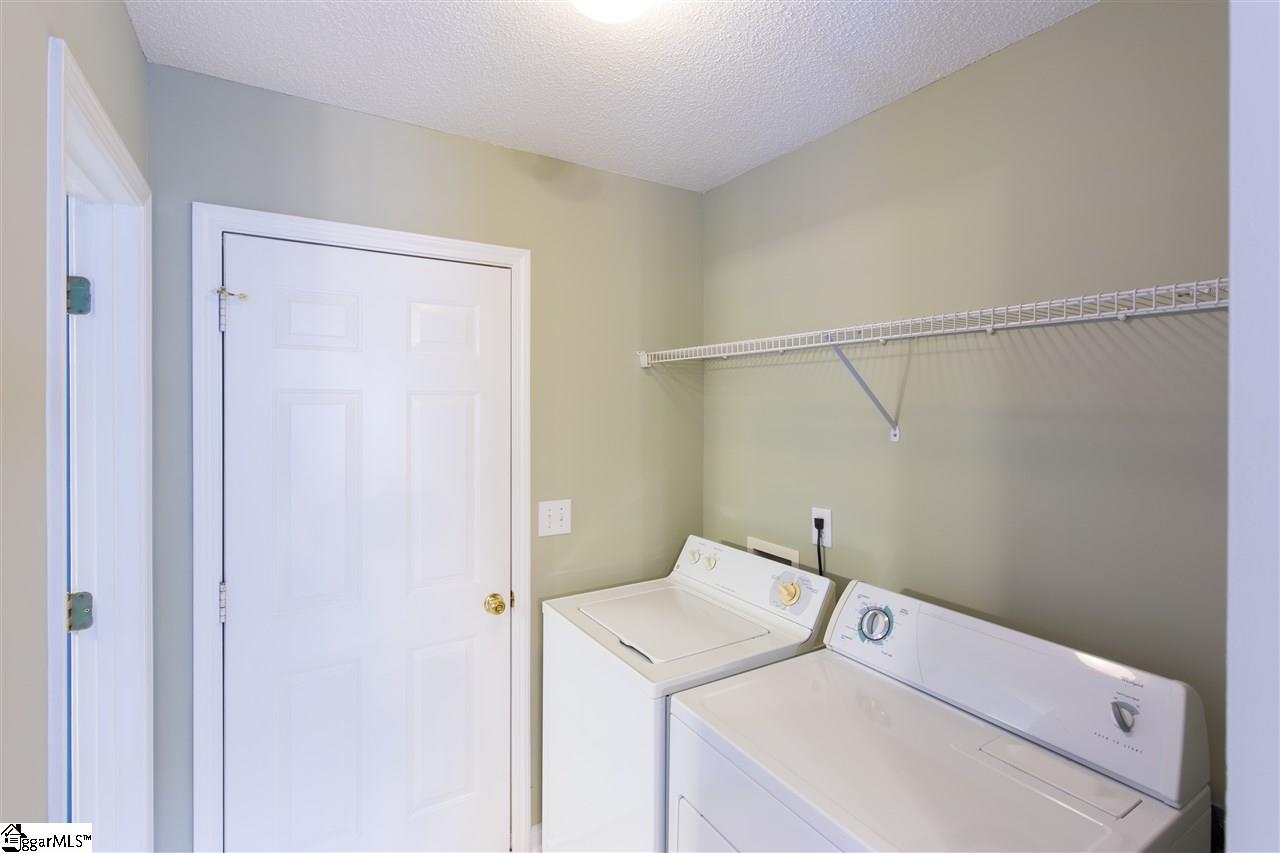 8 Hampton Ridge Drive Greer, SC 29651 - Photo 9 of 19 Gallery Image 9