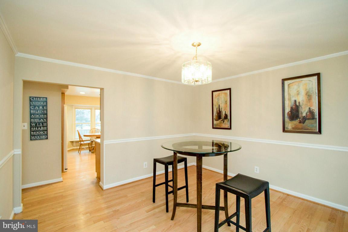 6906 Rochambeau Place Springfield, VA 22153 - Photo 2 of 30 Dining Room