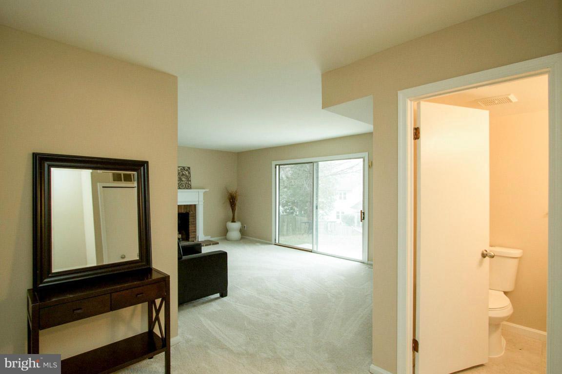6906 Rochambeau Place Springfield, VA 22153 - Photo 13 of 30 Family Room