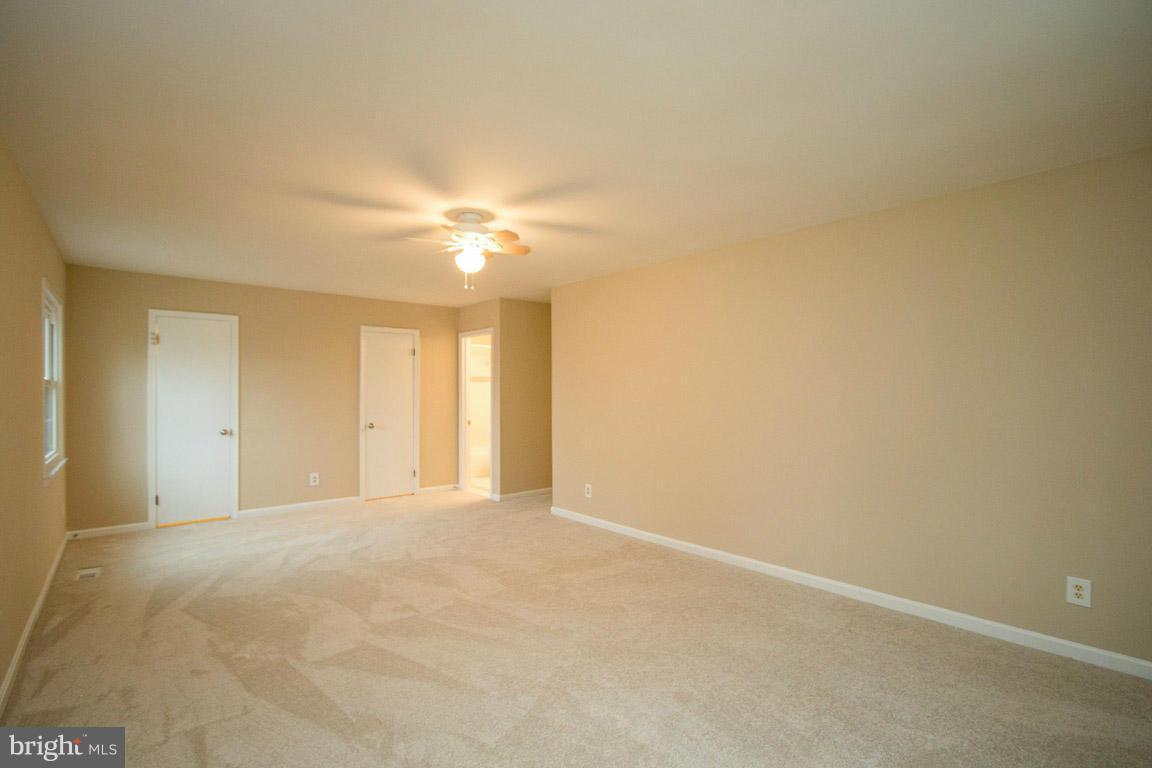 6906 Rochambeau Place Springfield, VA 22153 - Photo 14 of 30 Bedroom (Master)