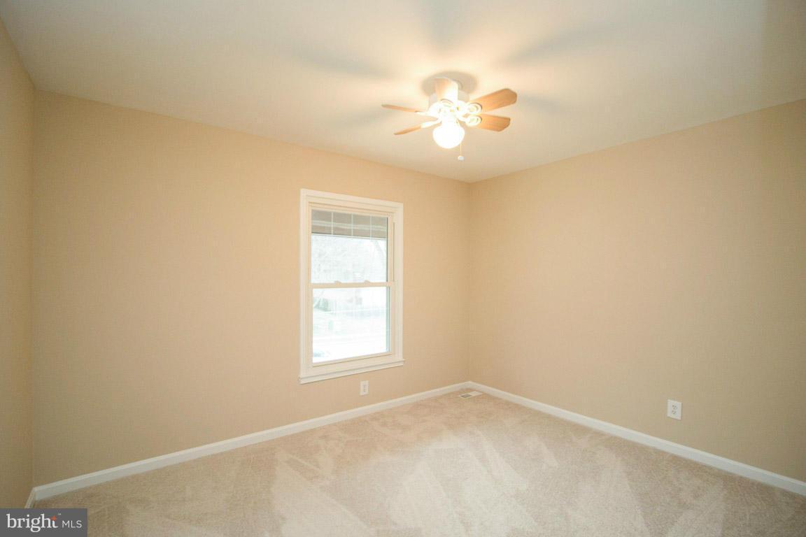 6906 Rochambeau Place Springfield, VA 22153 - Photo 22 of 30 Bedroom