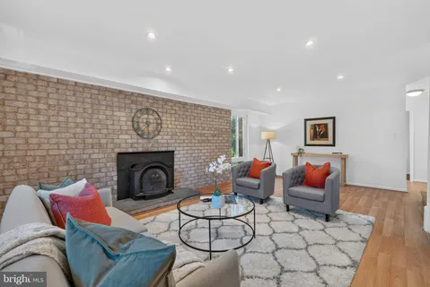 $1,247,000 | 11112 Broad Green Drive, Potomac, MD 20854