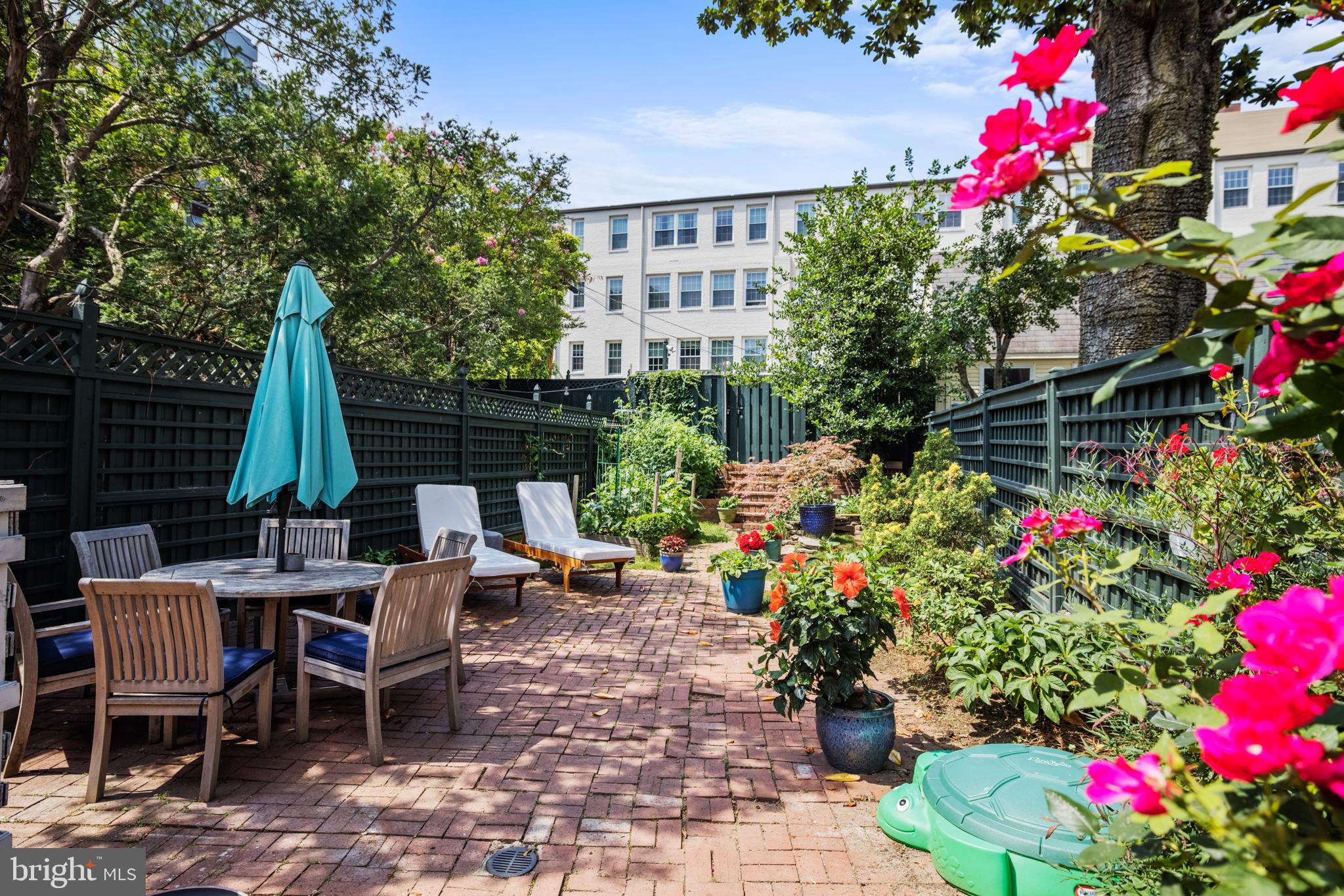 2457 P Street Northwest Washington, DC 20007 - Photo 13 of 44