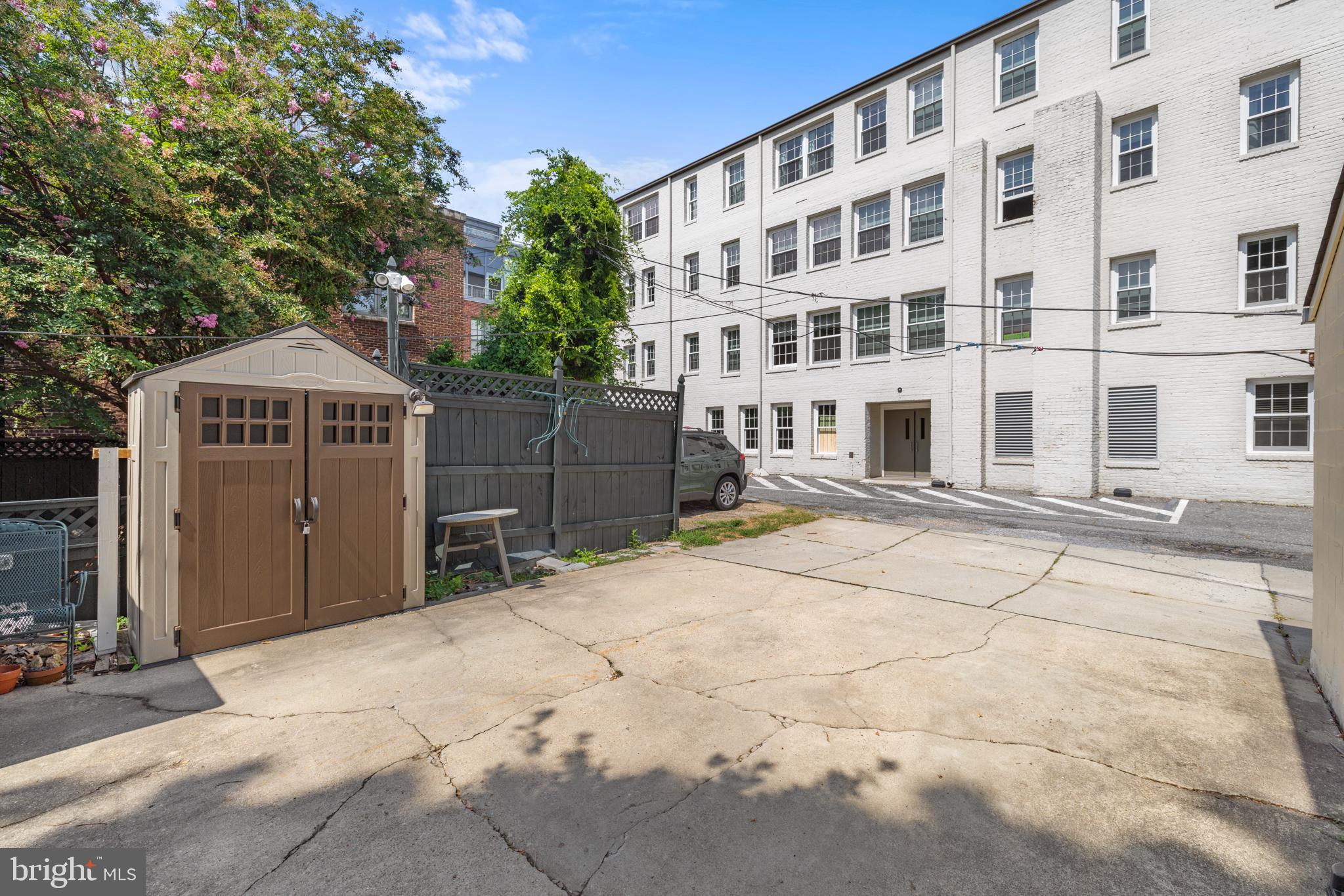 2457 P Street Northwest Washington, DC 20007 - Photo 16 of 44