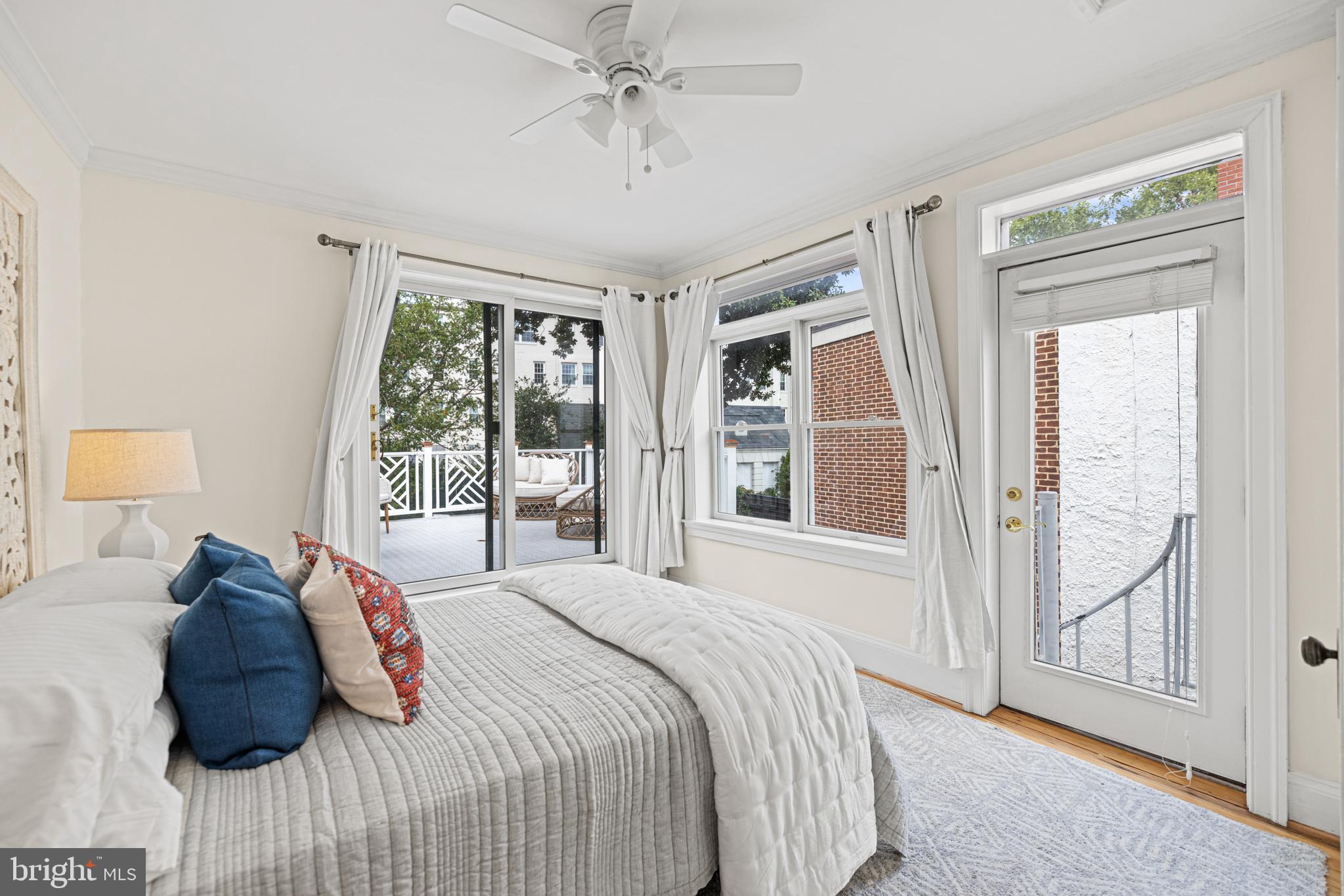 2457 P Street Northwest Washington, DC 20007 - Photo 24 of 44