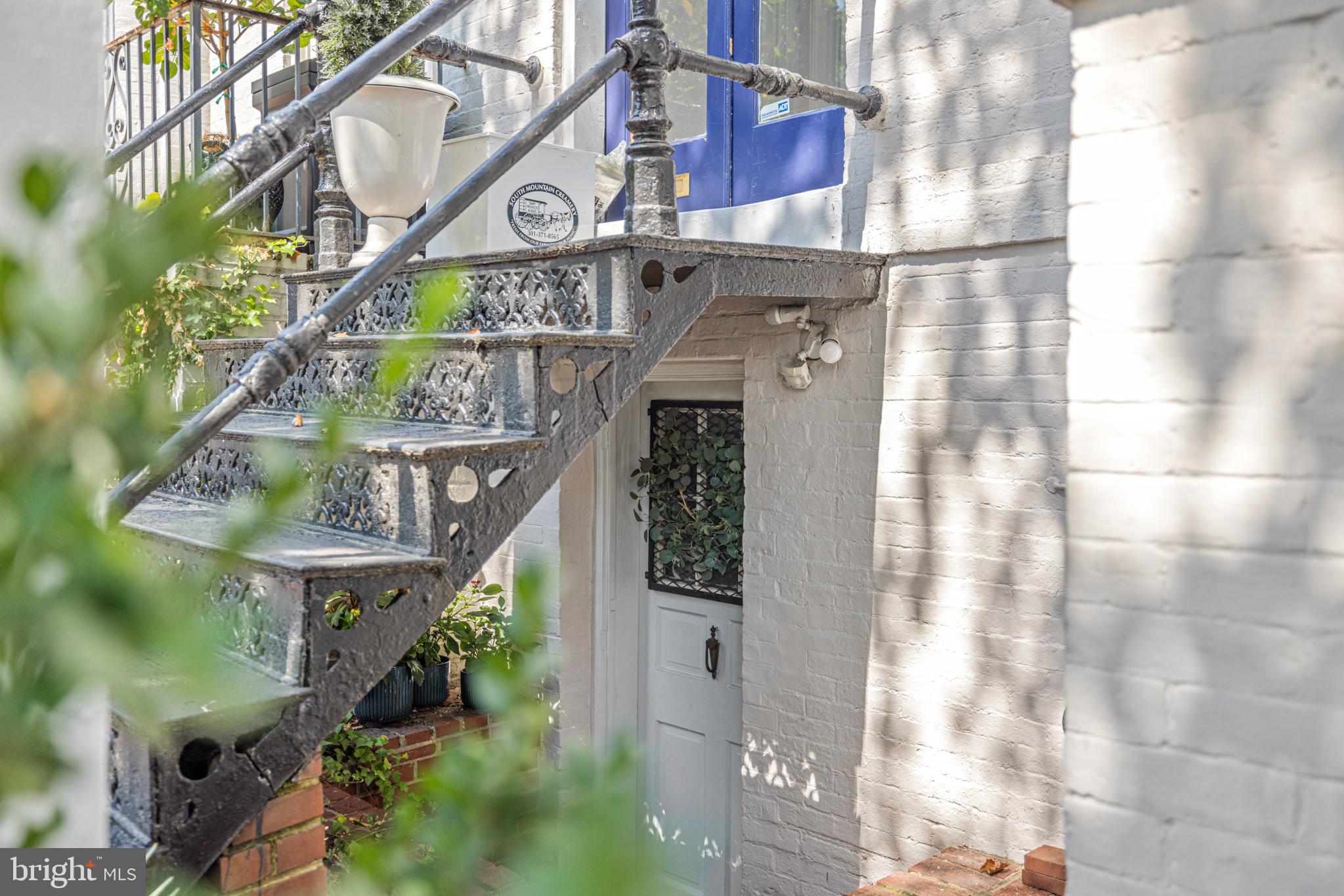 2457 P Street Northwest Washington, DC 20007 - Photo 37 of 44